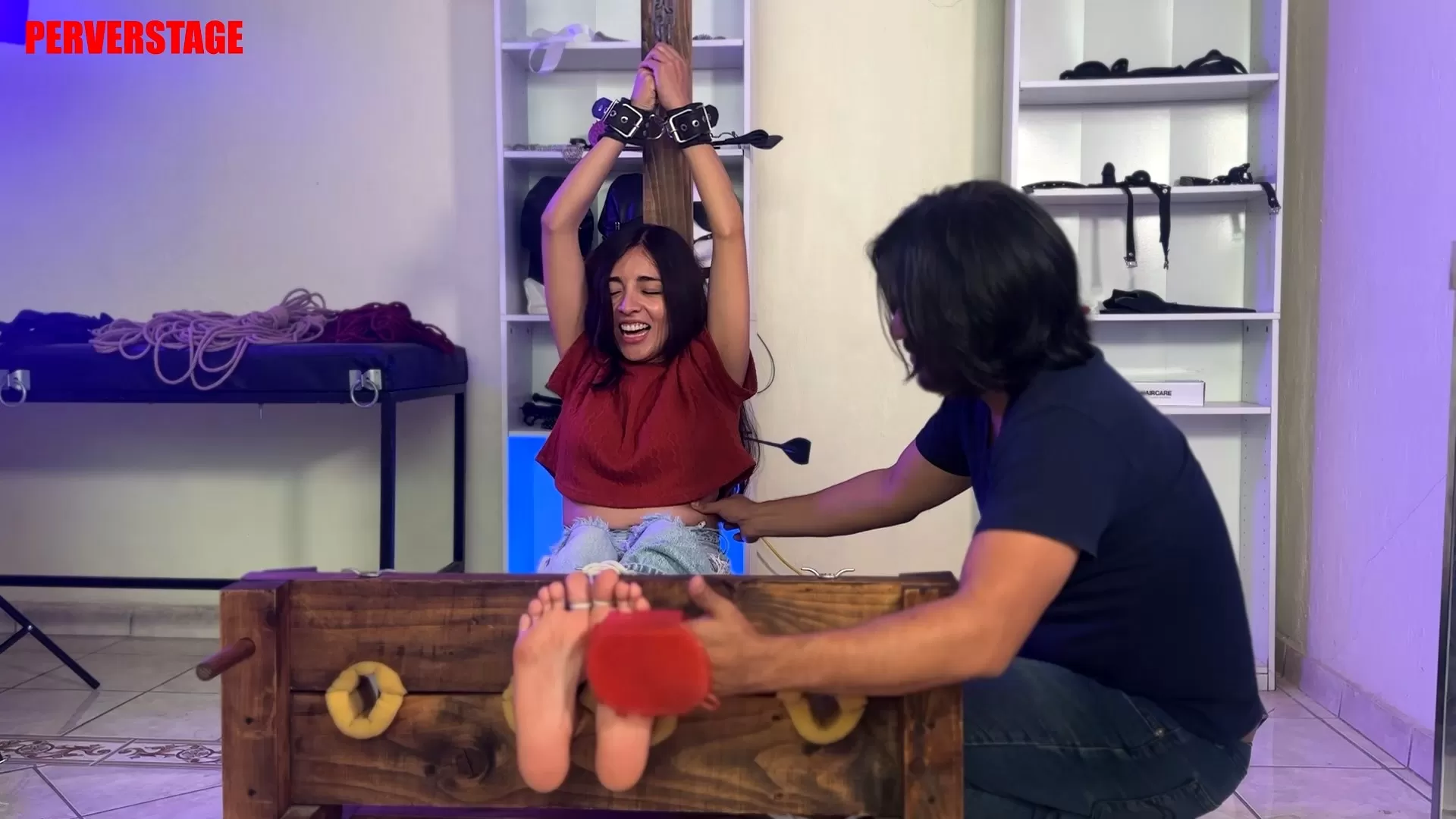 Perverstage – Very Ticklish Yuliana.mp4_snapshot_10.00.633.webp