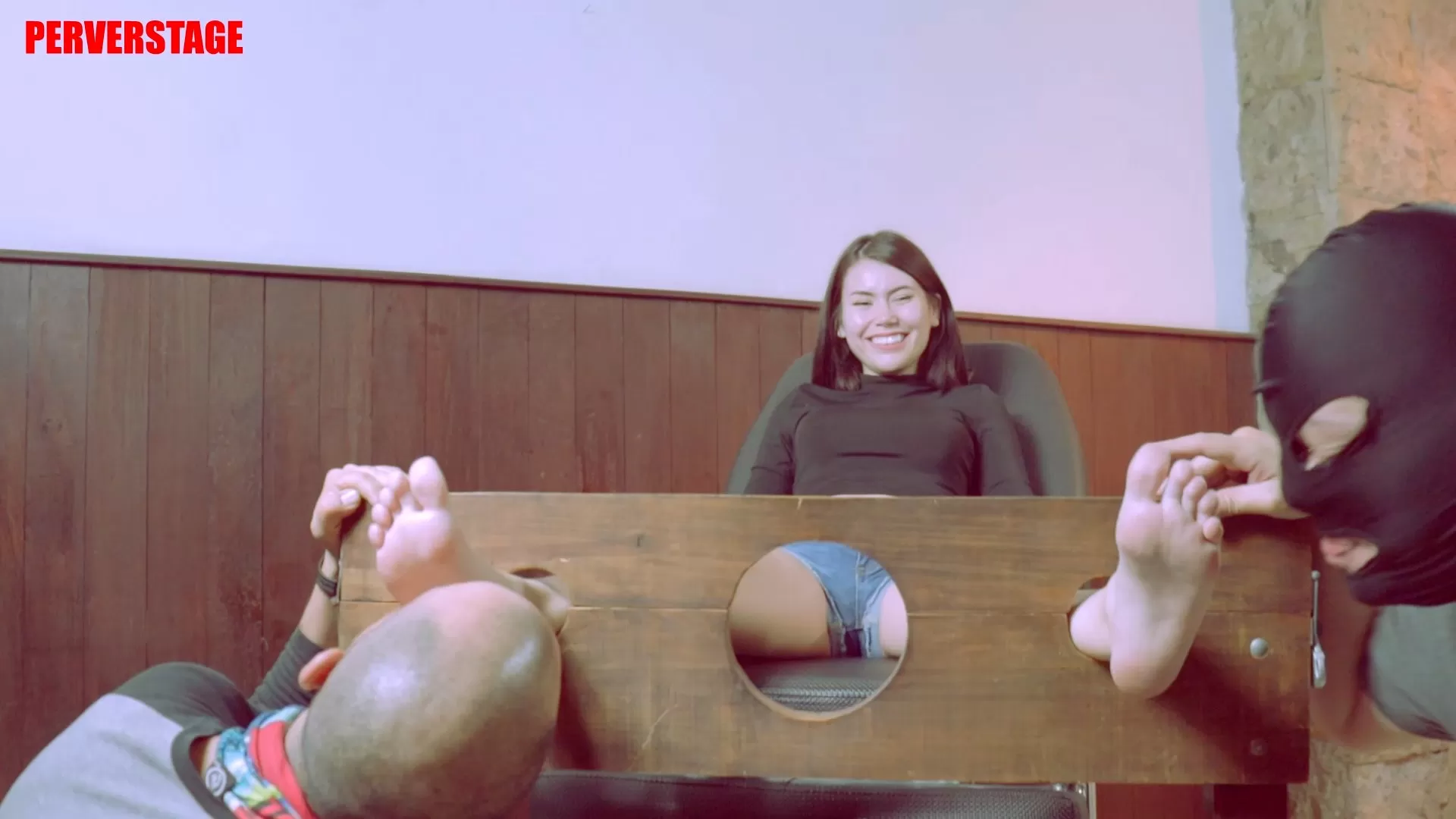 Perverstage – Small Feet in Stock (Jane).mp4_snapshot_06.23.749.webp