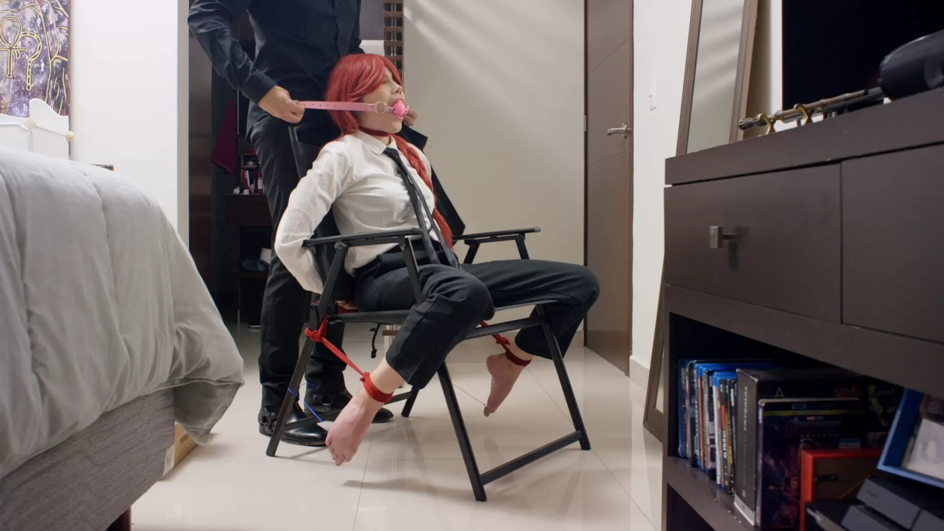 BeneathMyFeet – Machima bondage & foot tickling.mp4_snapshot_20.27.625.webp