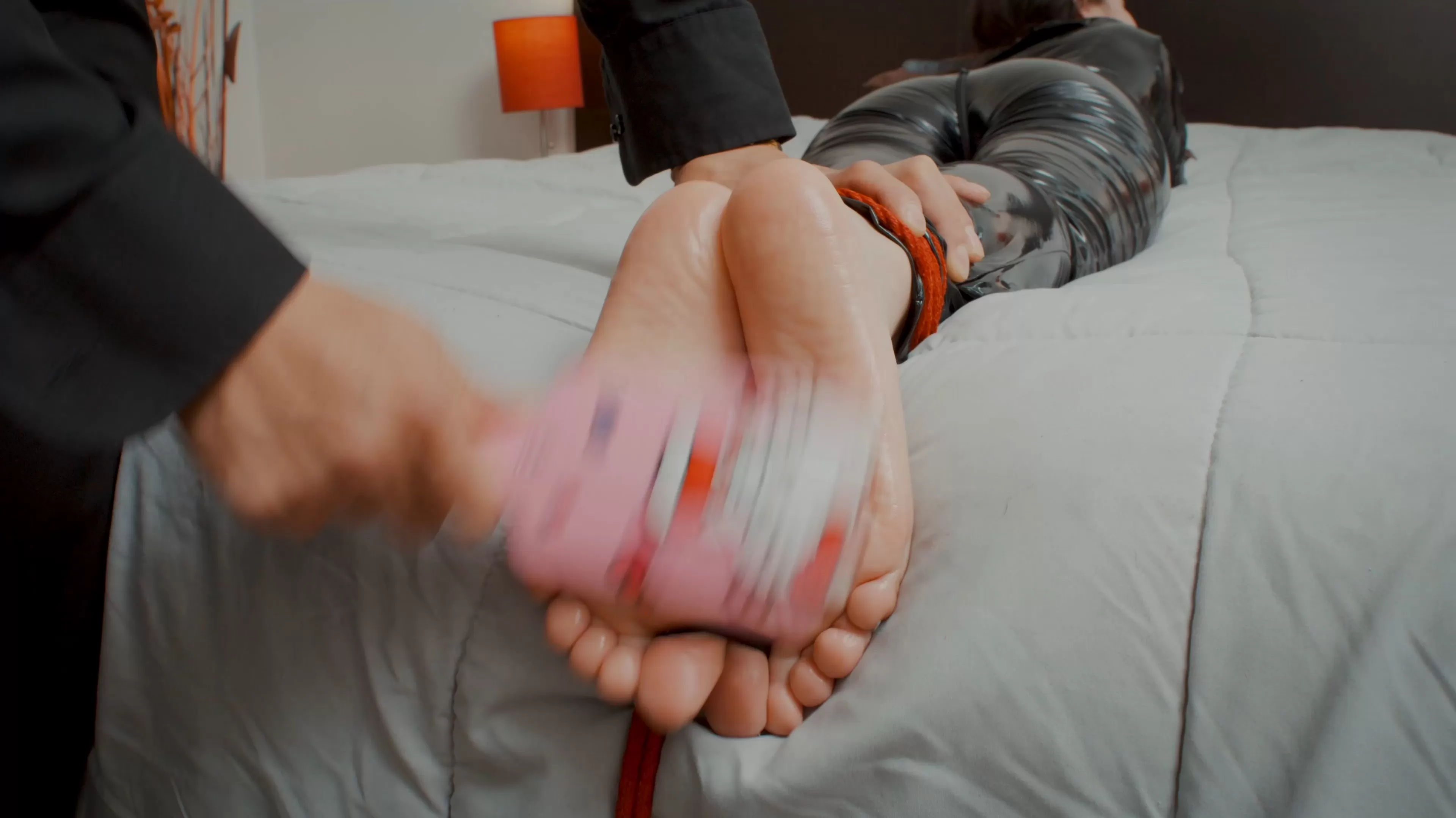 BeneathMyFeet – Spy Get’s Caught And Punished With Tickling.mp4_snapshot_14.24.583.webp