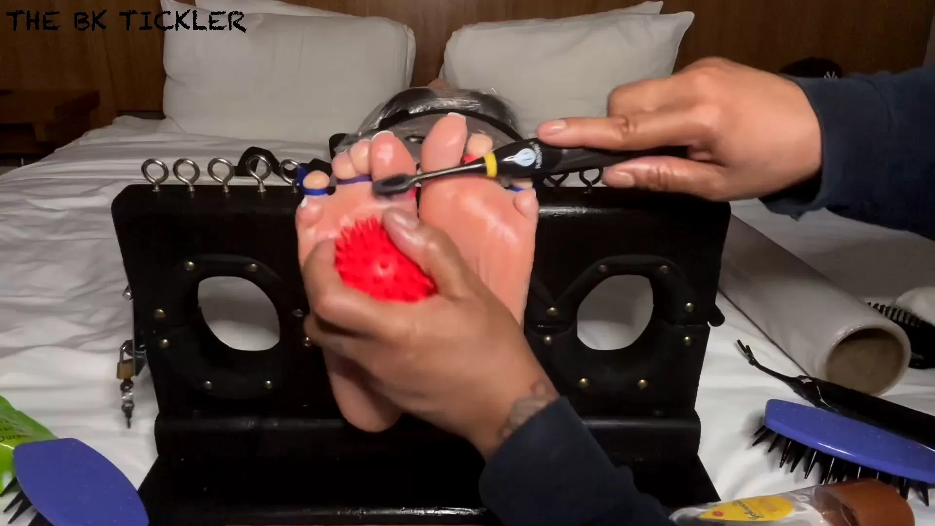 TheBKTickler – SOLSESEXY J WRAPPED AND WRECKED!.mp4_snapshot_12.38.000.webp