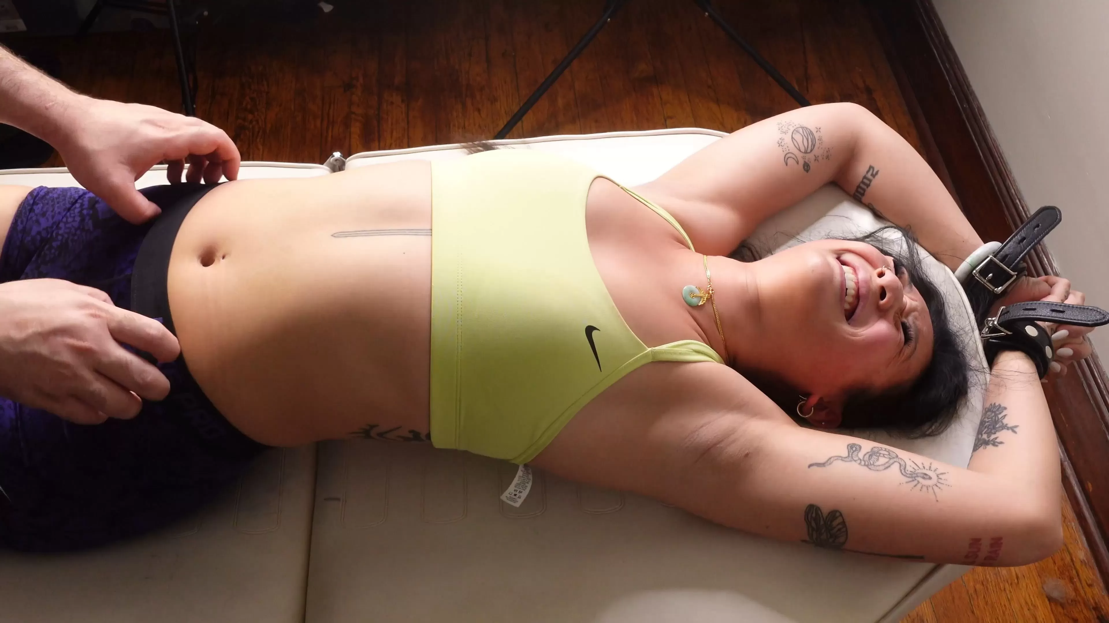 TheTickleRoom – Mei Meis 20 Minutes Of Hell!.mp4_snapshot_05.06.840.webp