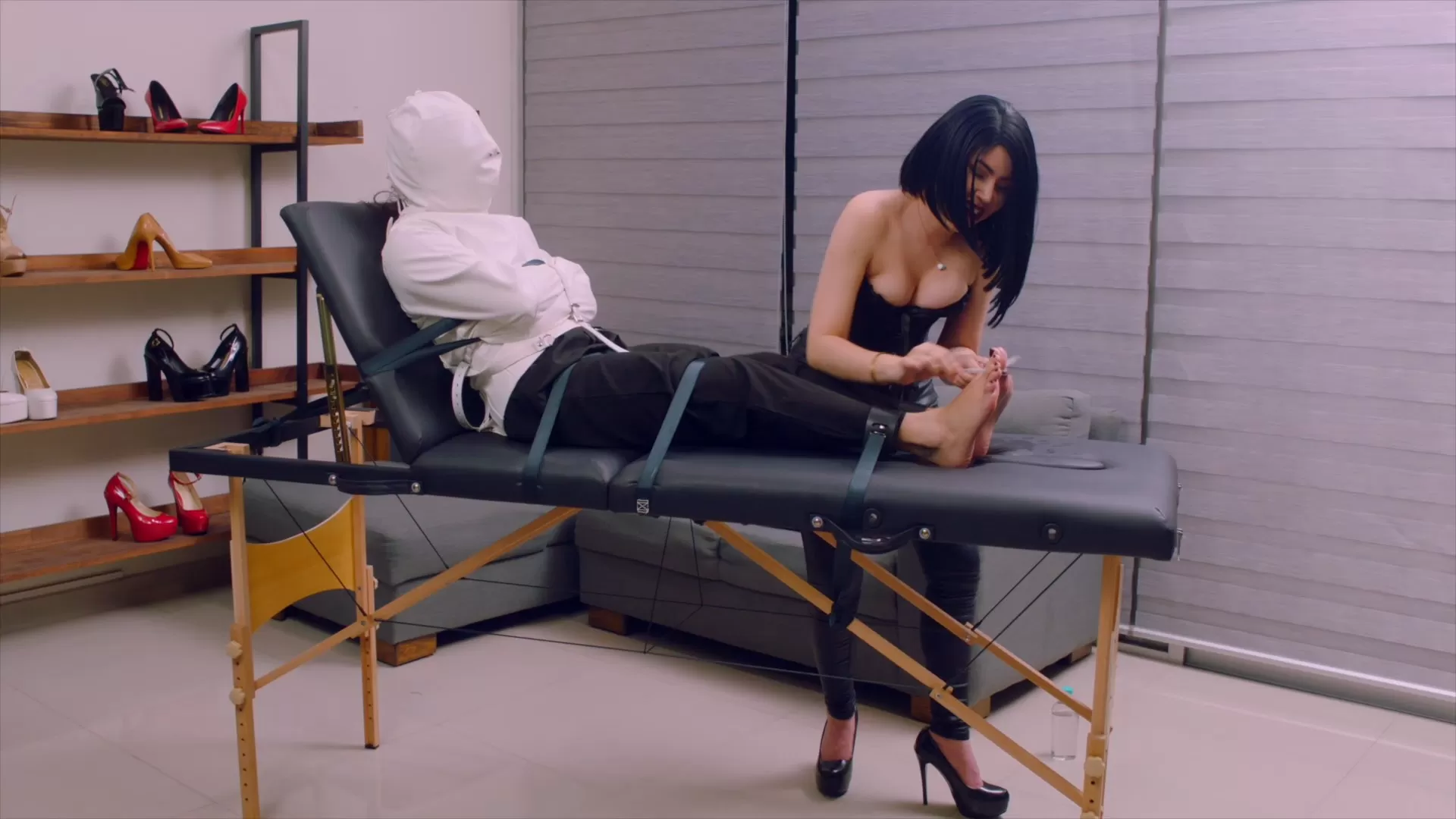 BeneathMyFeet – SPY KATIE’S WEAKNESS!.mp4_snapshot_19.37.083.webp