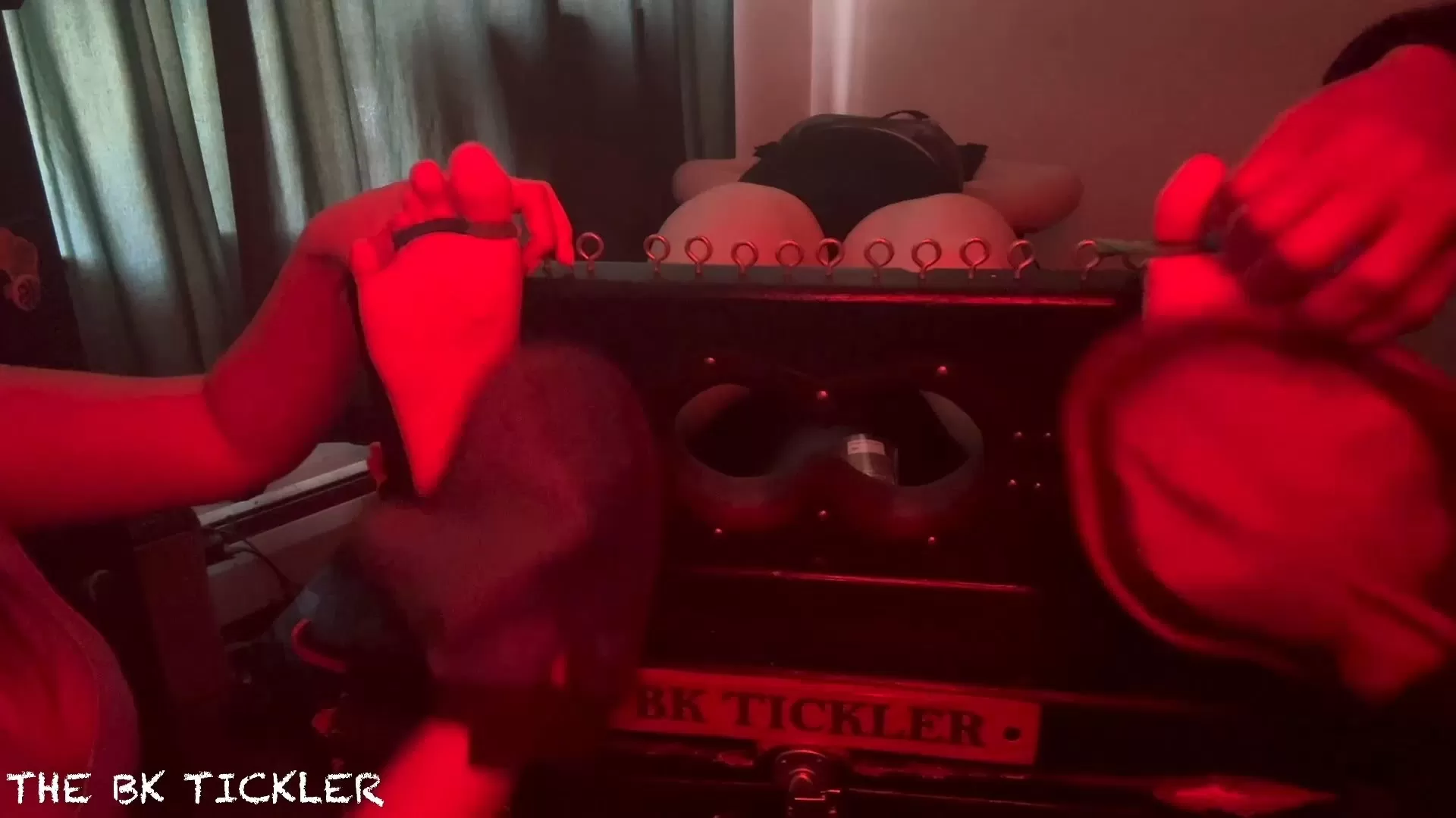 TheBKTickler – THE RED LIGHT SPECIAL FAE’S 20 MINUTES OF TICKLE HELL! – PART .webp