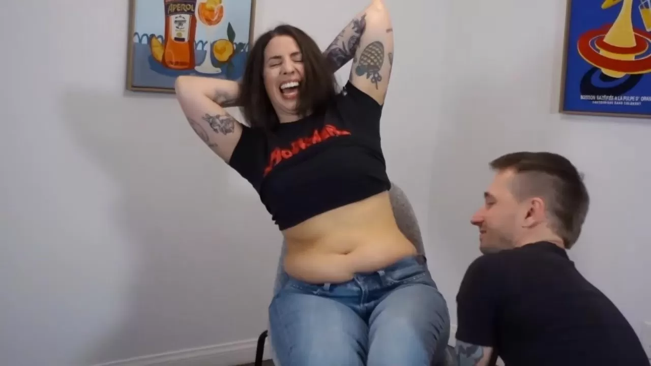 TickleTrash – Aria ‘s Ticklish Bet (Custom).0008 - 00-13-06.webp