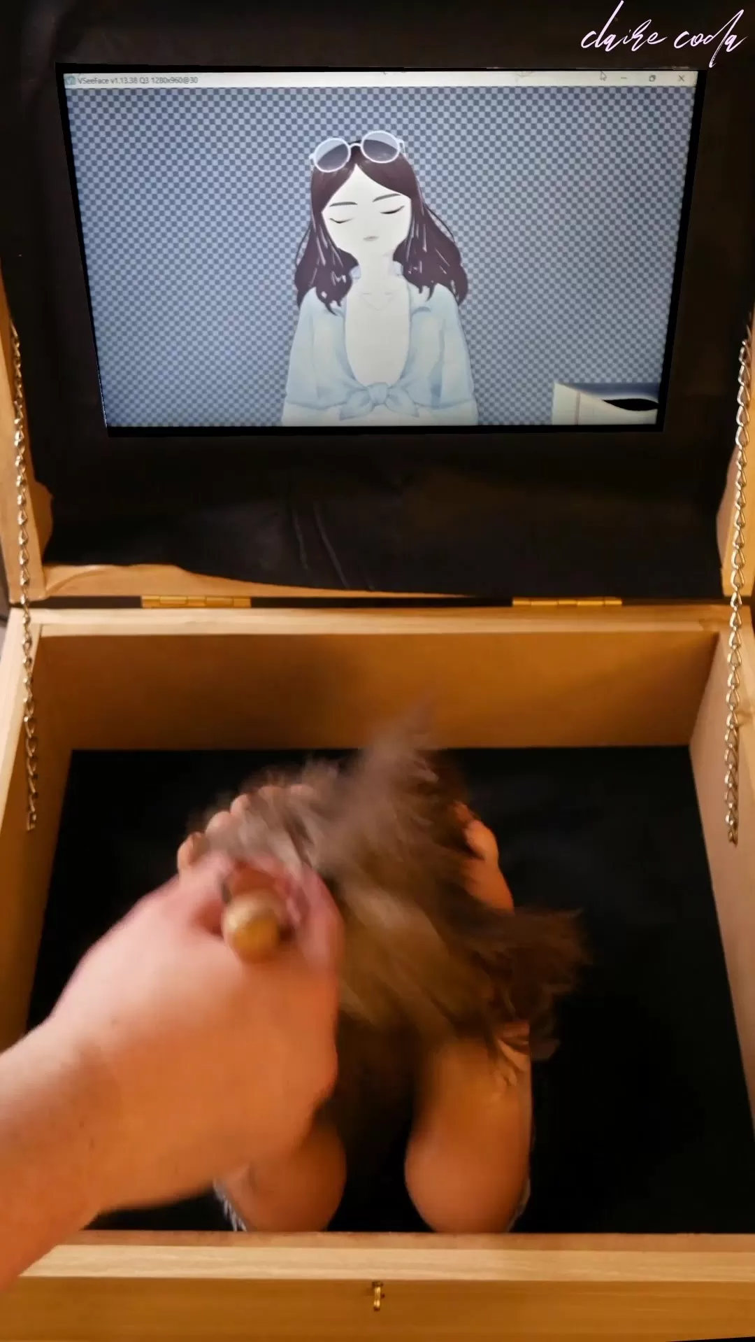 ClaireCoda – Vtuber Claire’s Magic Tickle Box.0007 - 00-09-01.webp