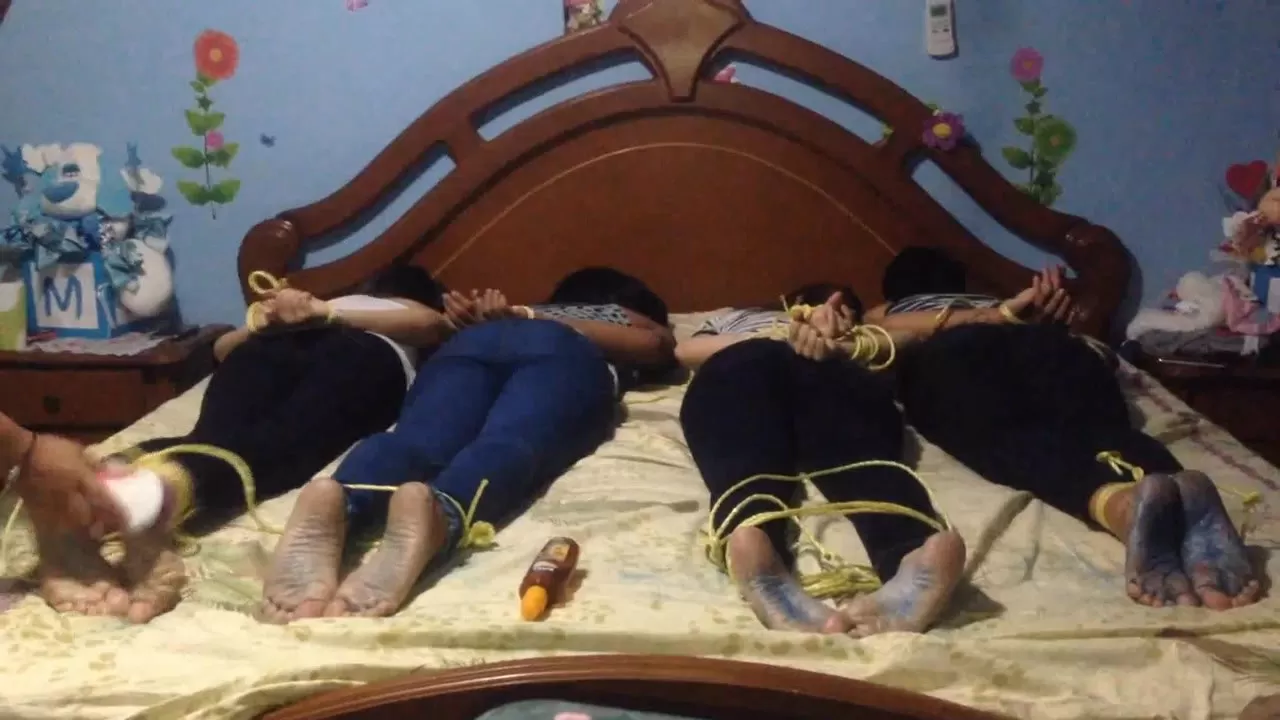 HomeMadeCosquillas - Bleu feet tickle challenge, Four girls.0007 - 00-05-06.webp