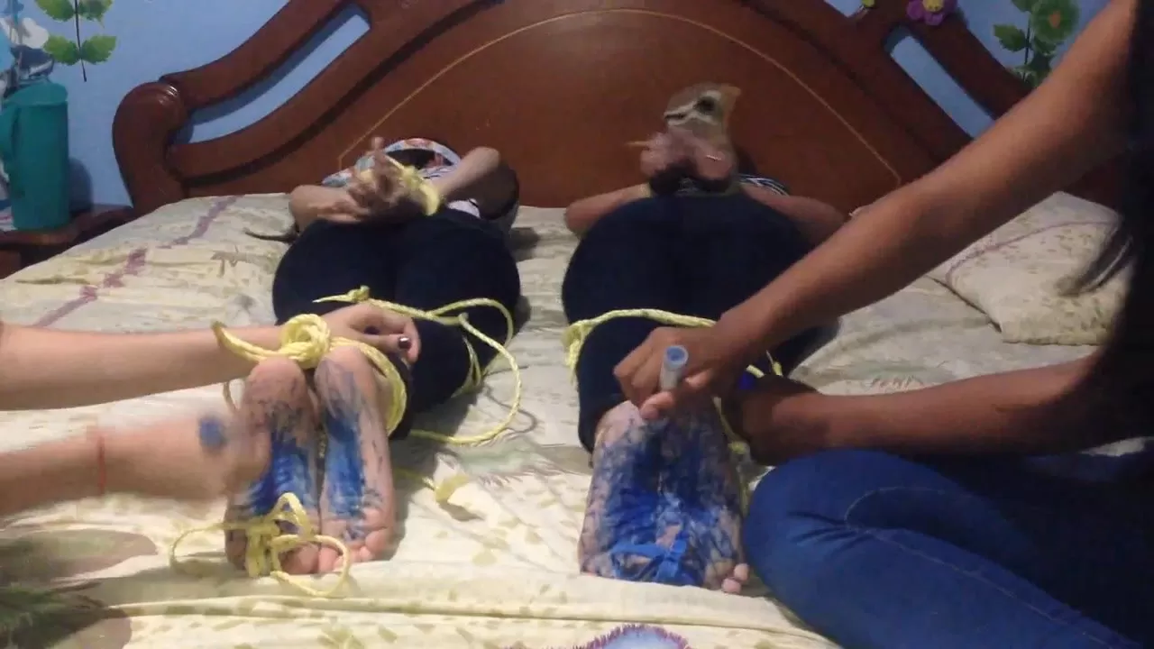 HomeMadeCosquillas - Bleu feet tickle challenge, Oriana and Maria's turn.00.webp