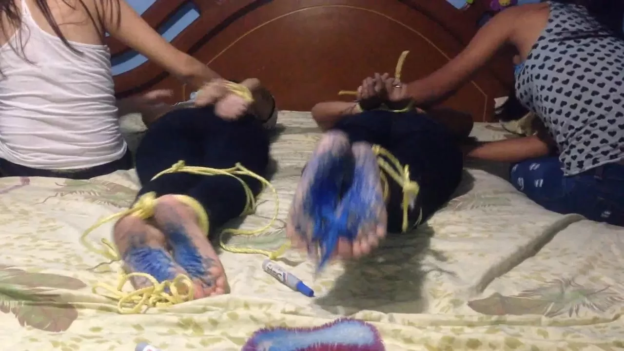 HomeMadeCosquillas - Bleu feet tickle challenge, Oriana and Maria's turn.00.webp