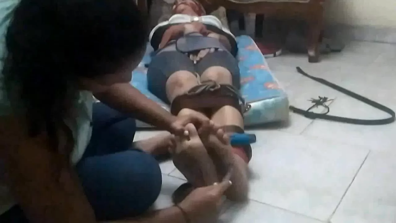 HomeMadeCosquillas - Old tickle experiment for Gaby.0009 - 00-06-42.webp