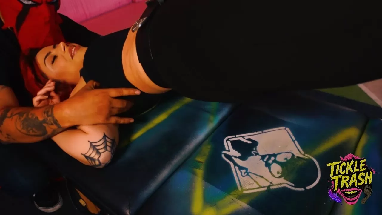 TickleTrash – Rose’s Belly Button Torment – This Is Kinda Cool.0006 - 00-07-48.webp