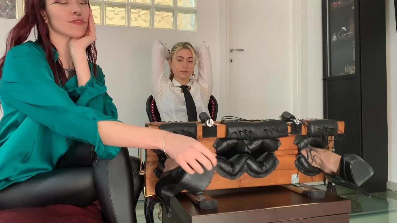 MistressAmarena – TICKLING OUR BLONDE SLAVE.0000 - 00-01-02.webp