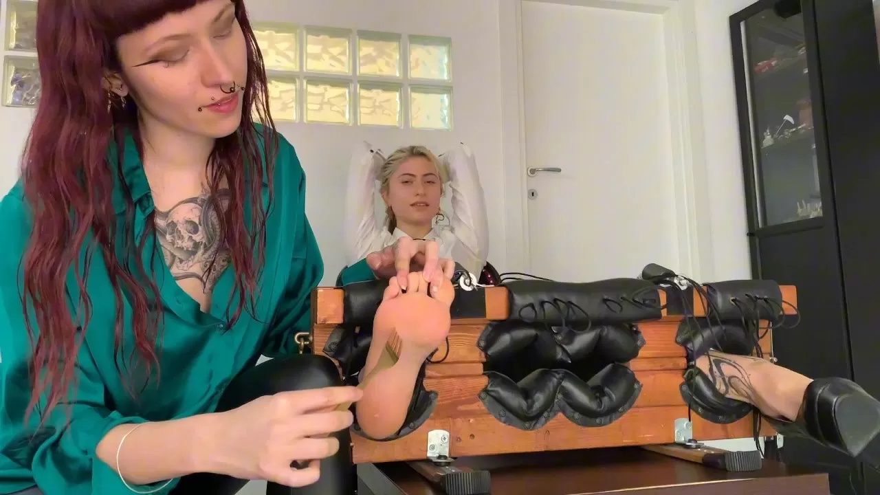 MistressAmarena – TICKLING OUR BLONDE SLAVE.0002 - 00-03-08.webp