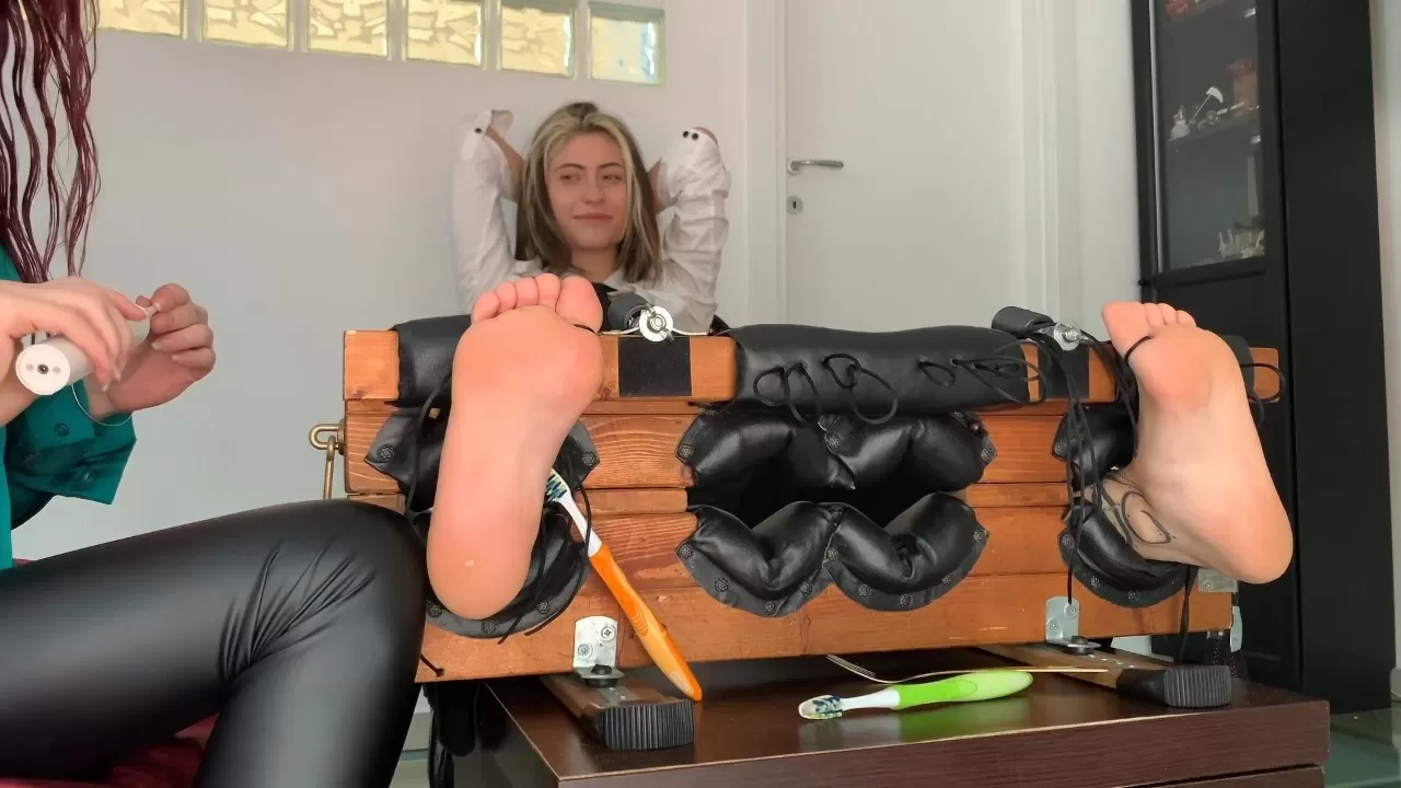 MistressAmarena – TICKLING OUR BLONDE SLAVE.0010 - 00-11-32.webp
