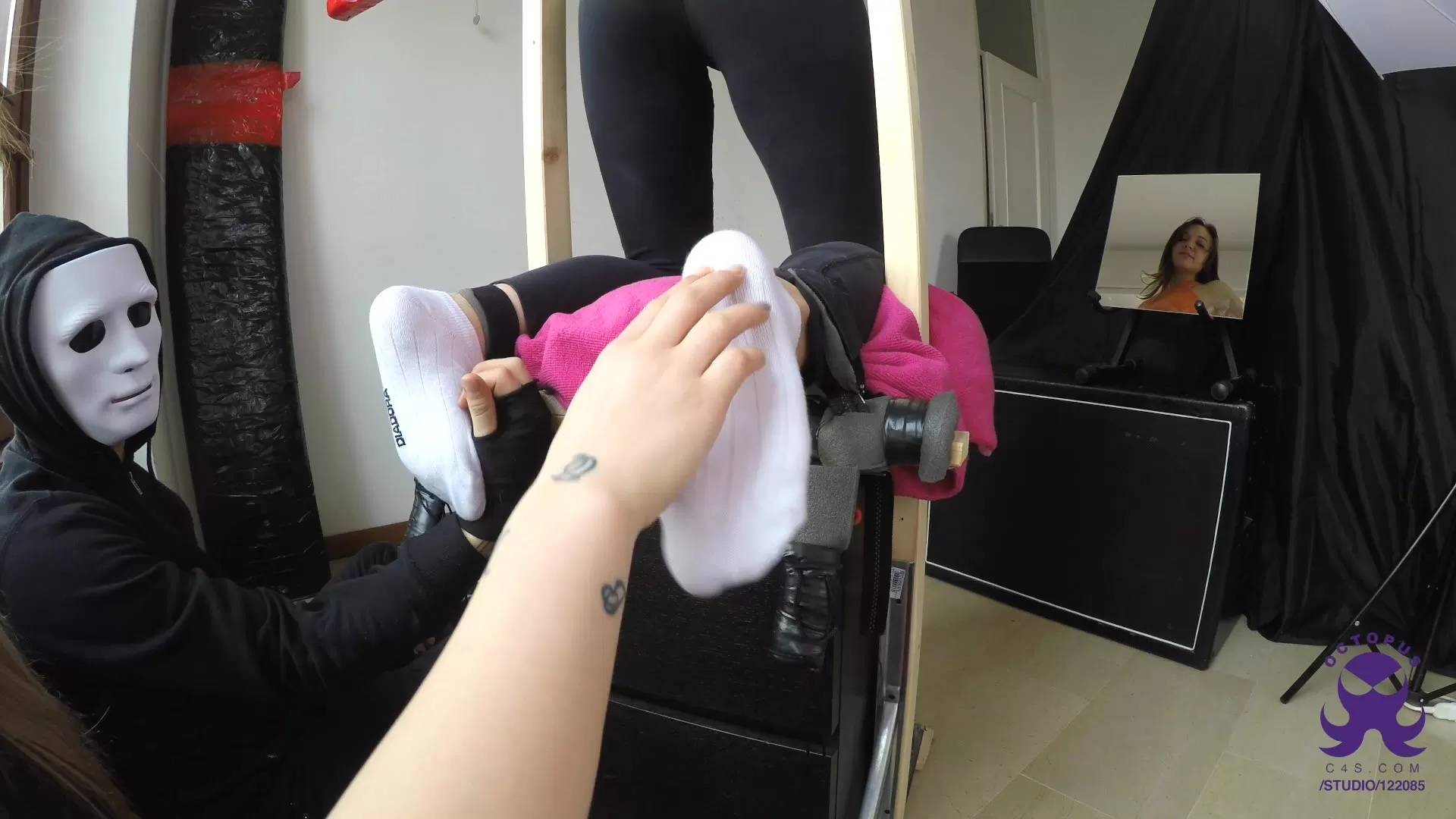 Octopus – Anna – Full Body Therapy – It’s a Mix!.0000 - 00-00-43.webp