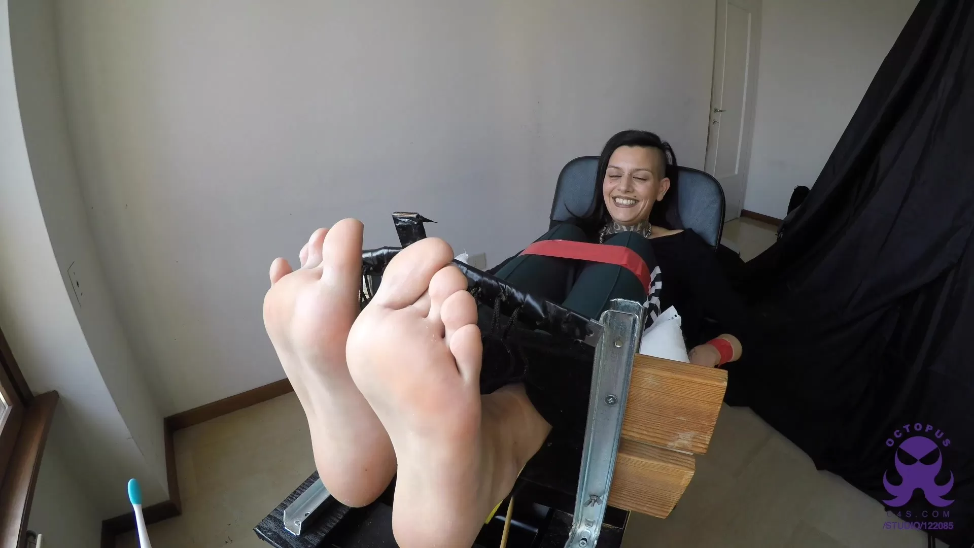 Octopus – First Time Eve – Feet in the Stocks – Soft and Ticklish Size 9.0004.webp