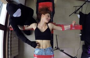 Octopus  Redhead Dancer Giulia  Cross  FirstTime Upperbody