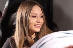 TickleTherapy – Ksenia In The Tickle Chair